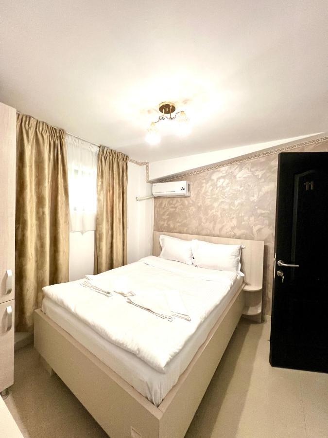 Hotel Marina 2 Bucharest Luaran gambar