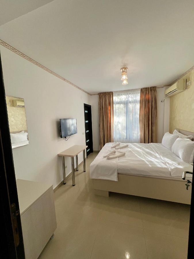 Hotel Marina 2 Bucharest Luaran gambar