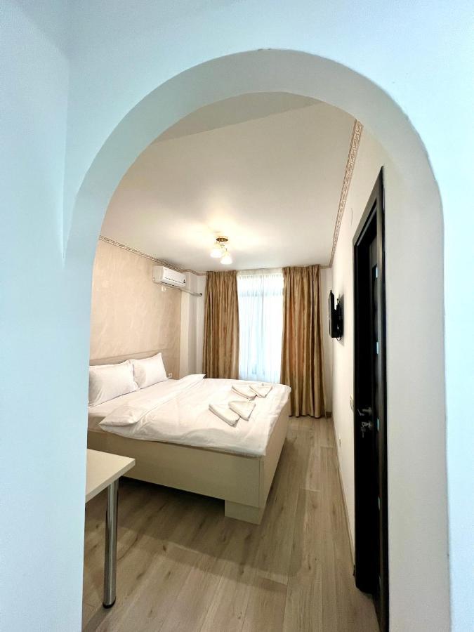 Hotel Marina 2 Bucharest Luaran gambar