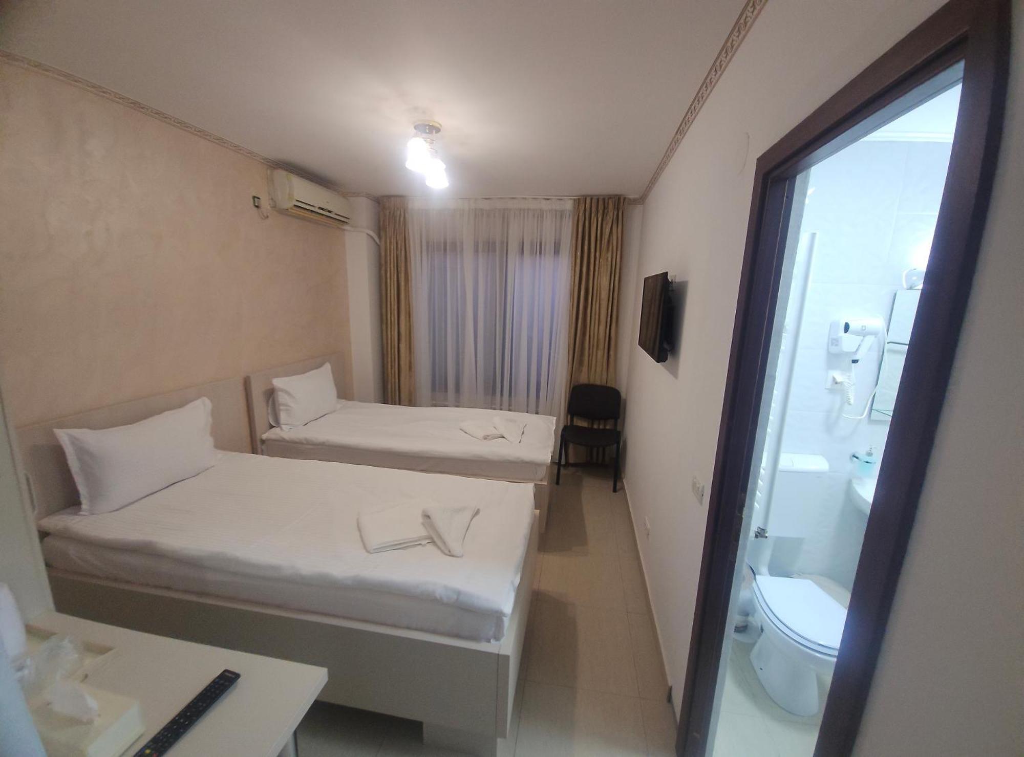 Hotel Marina 2 Bucharest Luaran gambar